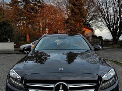 Gebraucht Mercedes C300e 320 PS (235 kW) 2020 Schwarz Kombi
