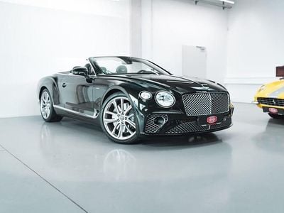 Gebraucht Bentley Continental GT Convertible 549 PS (403 kW) 2023 Grün Cabrio