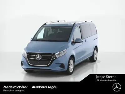Gebraucht Mercedes V220 163 PS (119 kW) 2025 Blau Van / Kleinbus