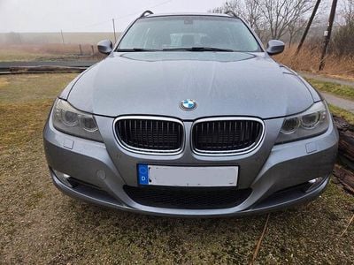 Gebraucht BMW 320 177 PS (130 kW) 2010 Silber Kombi