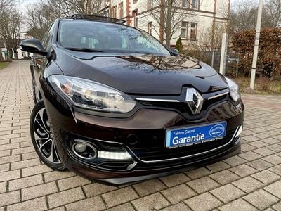 Braun Gebraucht 2014 Renault Mégane Bose Edition Limousine | 11.200 € (Teuer)