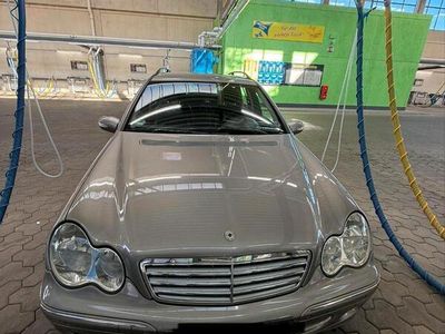 Mercedes C220