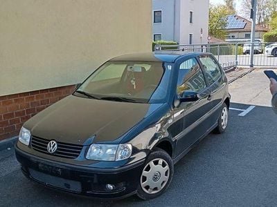Usata VW Polo 50 CV (36 kW) 2001 Nero Berlina