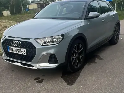 Gebraucht Audi A1 110 PS (80 kW) 2021 Grau SUV