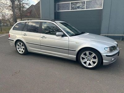 Gebraucht BMW 320 150 PS (110 kW) 2004 Silber Kombi