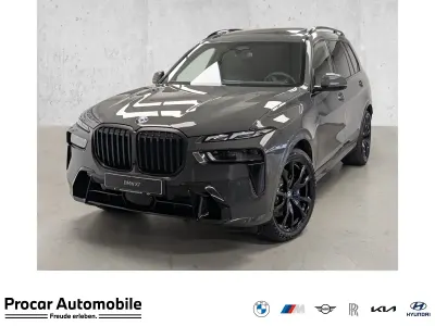 Gebraucht BMW X7 Sport Line 352 PS (258 kW) 2025 Grau SUV