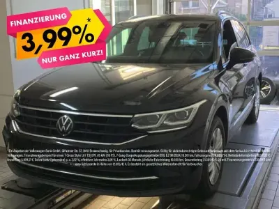 Gebraucht VW Tiguan Active 150 PS (110 kW) 2022 Deep black perleffekt SUV