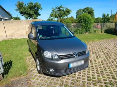 Gebraucht VW Caddy Edition 102 PS (75 kW) 2012 Grau Van / Kleinbus