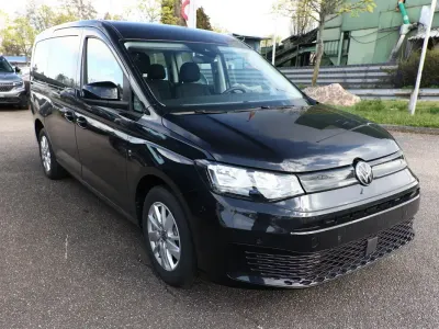 Neu VW Caddy Life 102 PS (75 kW) 2025 Deep black perleffekt Van / Kleinbus