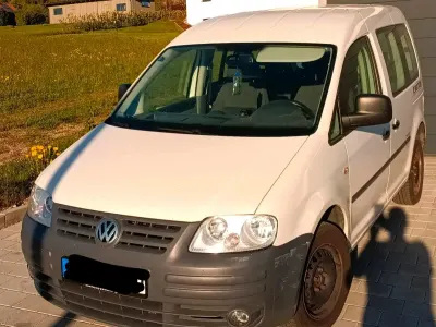 Gebraucht VW Caddy 105 PS (77 kW) 2010 Weiß Van / Kleinbus
