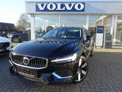 Gebraucht Volvo V60 Ultra 398 PS (292 kW) 2025 Onyx black Kombi