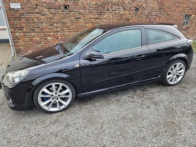 Opel Astra GTC
