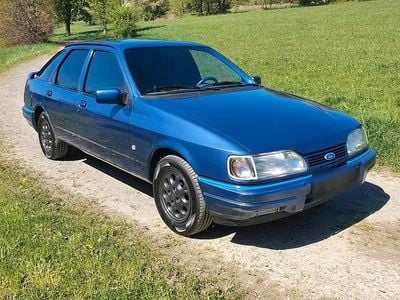 Second-hand Ford Sierra 120 CP (88 kW) 1990 Albastru Berlinǎ