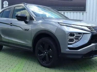 Neu Mitsubishi Eclipse Cross Select 188 PS (138 kW) 2025 Platinumgrau SUV