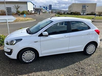 Gebraucht Ford Ka Trend 71 PS (52 kW) 2019 Weiß Limousine