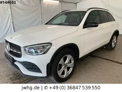 Gebraucht Mercedes GLC300e AMG line 320 PS (235 kW) 2021 Weiß SUV
