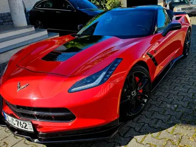 Używany Corvette Stingray 466 KM (342 kW) 2013 Czerwony Coupe