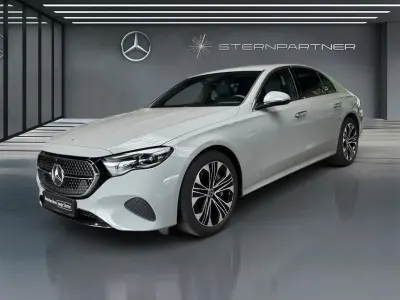 Gebraucht Mercedes E300 Avantgarde 204 PS (150 kW) 2024 Grau Limousine