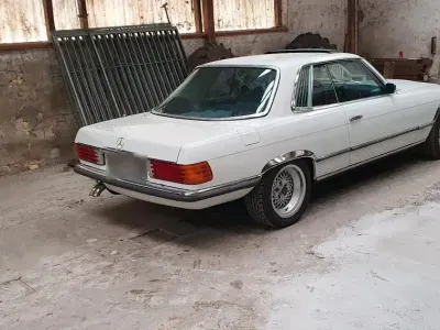 Używany Mercedes SLC450 220 KM (161 kW) 1974 Biały Coupe
