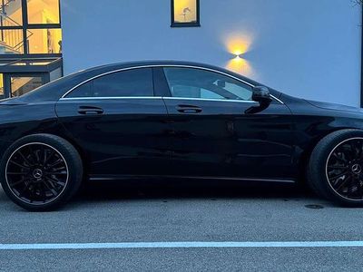 Gebraucht Mercedes CLA180 122 PS (89 kW) 2018 Schwarz Limousine