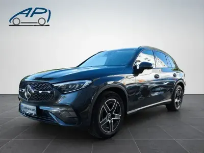 Gebraucht Mercedes GLC220 AMG 197 PS (144 kW) 2023 Grau SUV