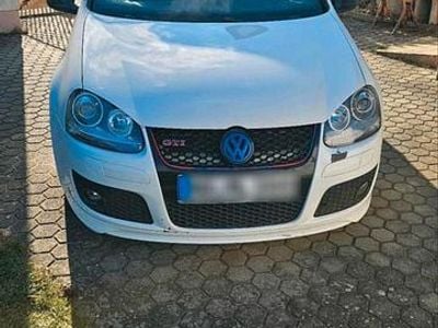Weiß Gebraucht 2007 VW Golf V Edition Kleinwagen | 3.999 € (Fairer Preis)