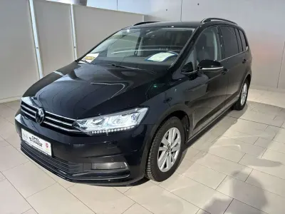 Usata VW Touran Comfortline 150 CV (110 kW) 2023 Nero Monovolume