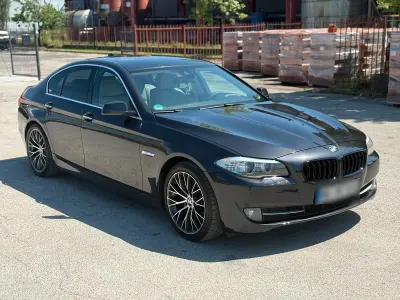 Gebraucht BMW 530 258 PS (189 kW) 2012 Grau Limousine