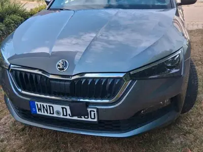 Gebraucht Skoda Scala Style 150 PS (110 kW) 2022 Grau Kleinwagen