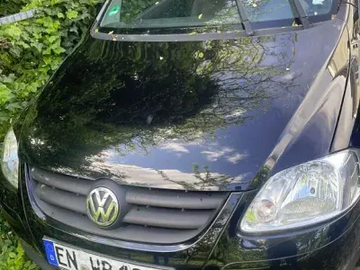 Gebraucht VW Fox Refresh 54 PS (39 kW) 2009 Schwarz Kleinwagen