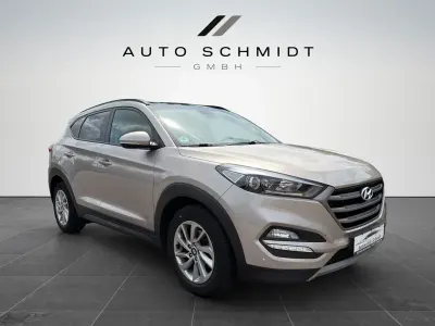 Gebraucht Hyundai Tucson Trend 141 PS (103 kW) 2017 Weiß SUV