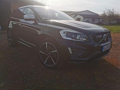 Second-hand Volvo XC60 R-Design 215 CP (158 kW) 2014 Negru SUV