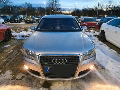 Audi A8L