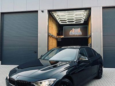 Gebraucht BMW 320 184 PS (135 kW) 2012 Schwarz Limousine