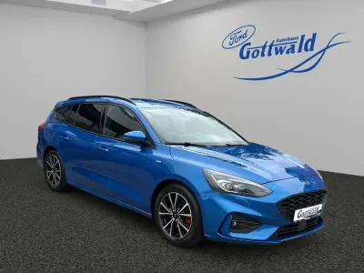 Gebraucht Ford Focus ST-Line 182 PS (133 kW) 2019 Dynamicblau metallic Kombi
