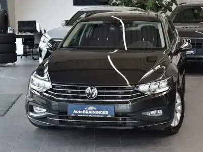 Gebraucht VW Passat Business 150 PS (110 kW) 2021 Grau Kombi