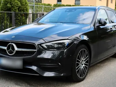 Gebraucht Mercedes C220 Avantgarde 200 PS (147 kW) 2022 Grau Kombi