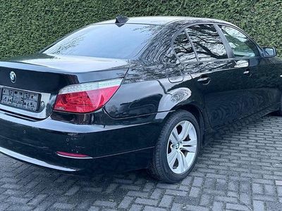 Gebraucht BMW 525 Lifestyle 197 PS (144 kW) 2008 Schwarz Limousine