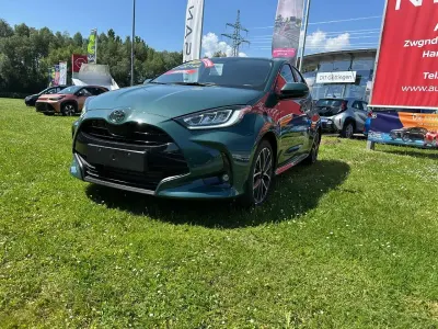 Neu Toyota Yaris Hybrid 116 PS (85 kW) 2026 Other Limousine