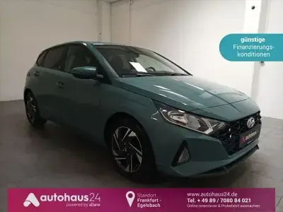 Usata Hyundai i20 Edition 30 101 CV (74 kW) 2022 Verde Utilitaria