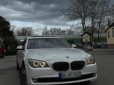 Gebraucht BMW 750L 408 PS (300 kW) 2009 Weiß Limousine
