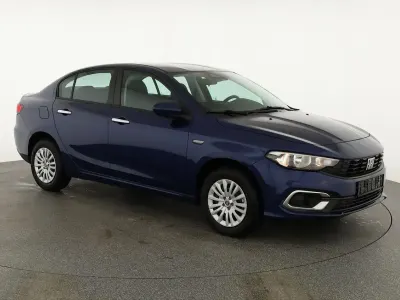 Neu Fiat Tipo Easy 131 PS (96 kW) 2025 Vento blau metallic Limousine