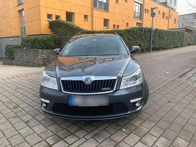 Grau Gebraucht 2012 Skoda Octavia RS Kombi | 9.950 € (Fairer Preis)