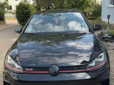 Gebraucht VW Golf VII GTI Clubsport 265 PS (194 kW) 2016 Schwarz Kleinwagen