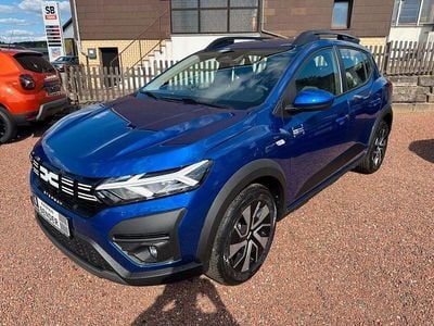 Gebraucht Dacia Sandero Expression 91 PS (66 kW) 2025 Iron blau Kleinwagen