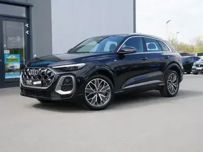 Gebraucht Audi Q5 S-Line 204 PS (150 kW) 2025 Mythosschwarzmetallic SUV