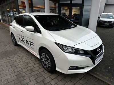 Gebraucht Nissan Leaf N-Connecta 160 kW (218 PS) 2022 Brilliant white (m) Kleinwagen