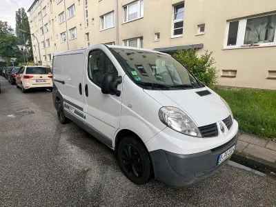 Gebraucht Renault Traffic 2015 Weiß Van / Kleinbus