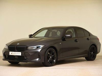 Gebraucht BMW 320 M Sport 190 PS (139 kW) 2024 Black sapphire met. Limousine
