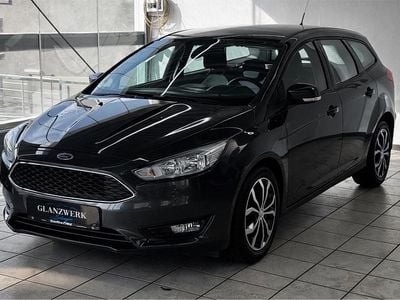 Usata Ford Focus 125 CV (91 kW) 2016 Grigio Station wagon